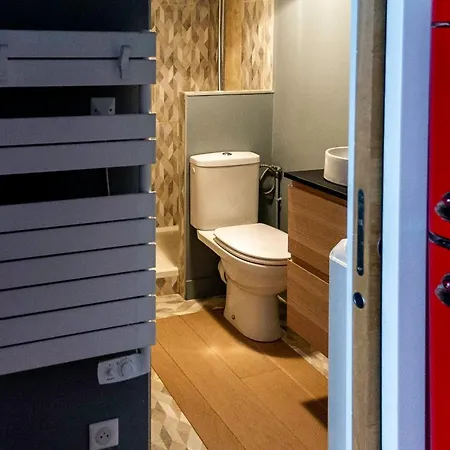 Nice Apt Close To Nation *